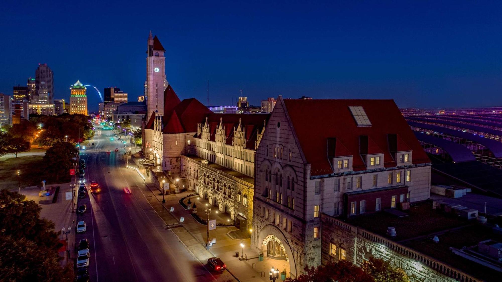 St. Louis Union Station Hotel, Curio Collection By Hilton Luaran gambar