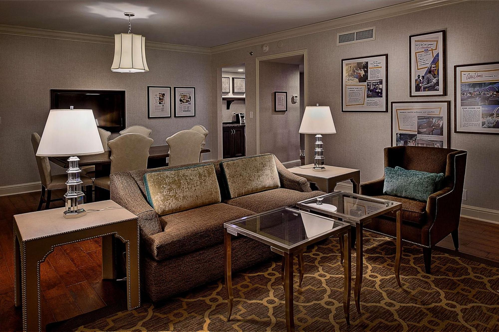 St. Louis Union Station Hotel, Curio Collection By Hilton Luaran gambar